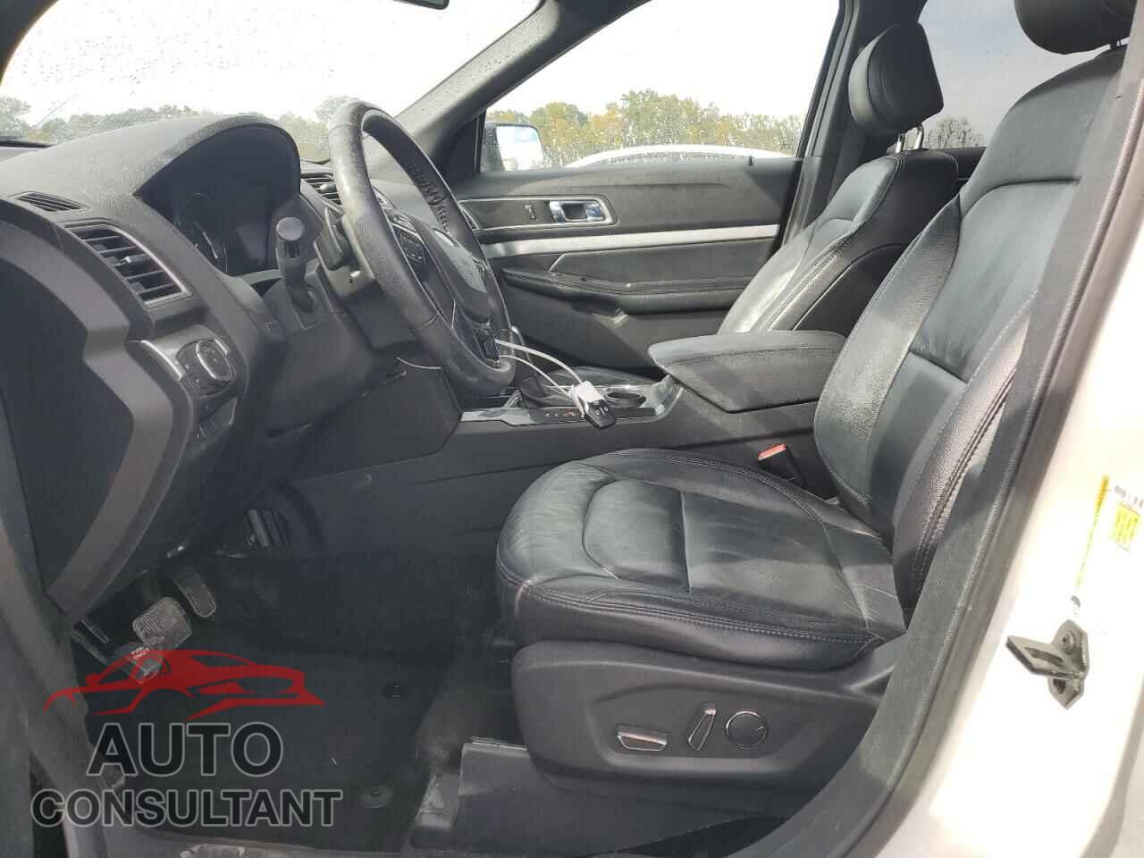 FORD EXPLORER 2017 - 1FM5K7DH6HGC10416