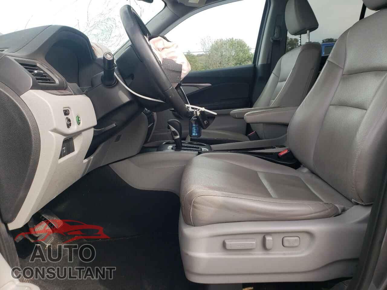 HONDA RIDGELINE 2017 - 5FPYK2F66HB010394