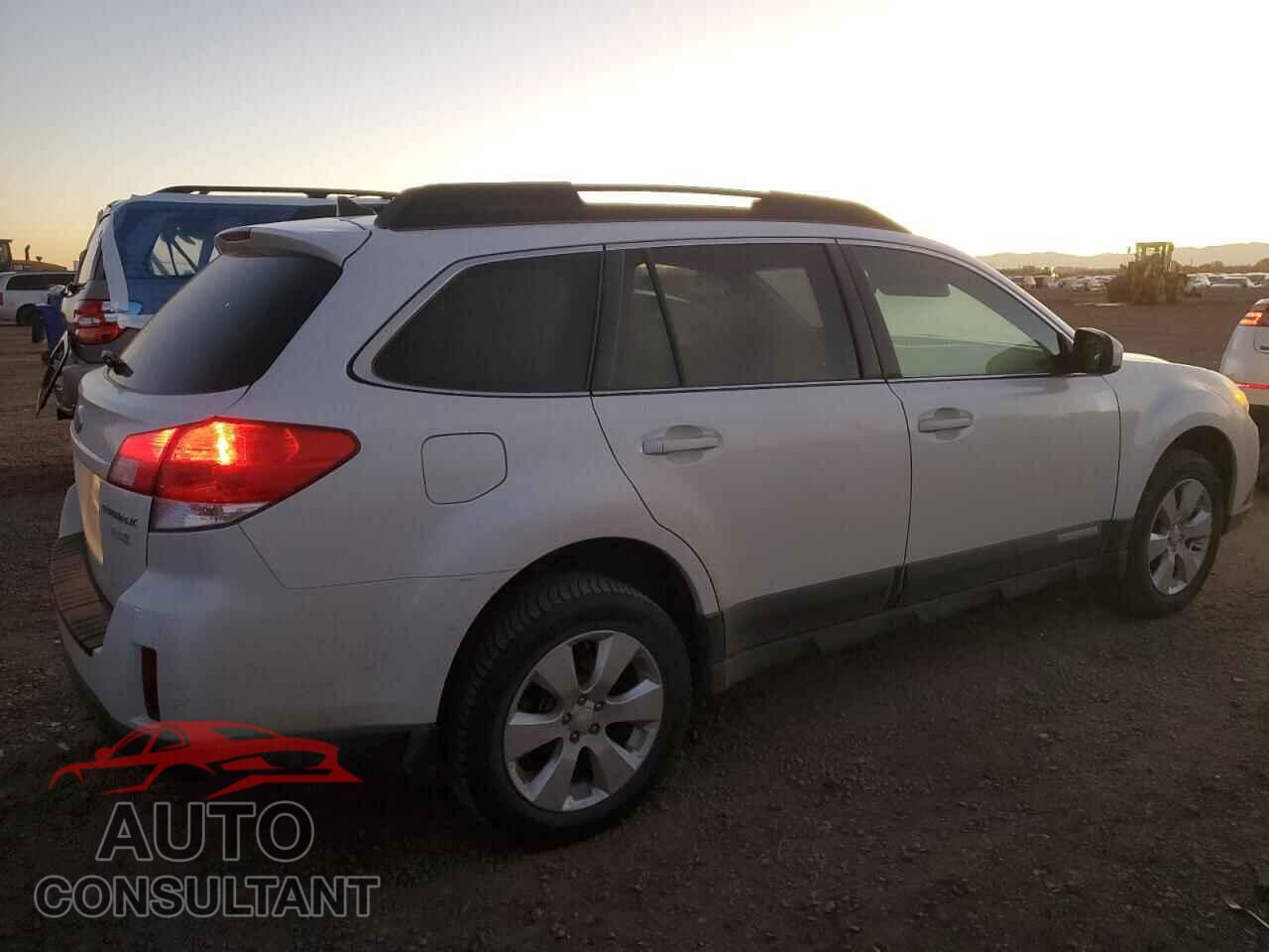 SUBARU OUTBACK 2011 - 4S4BRBLC3B3336948