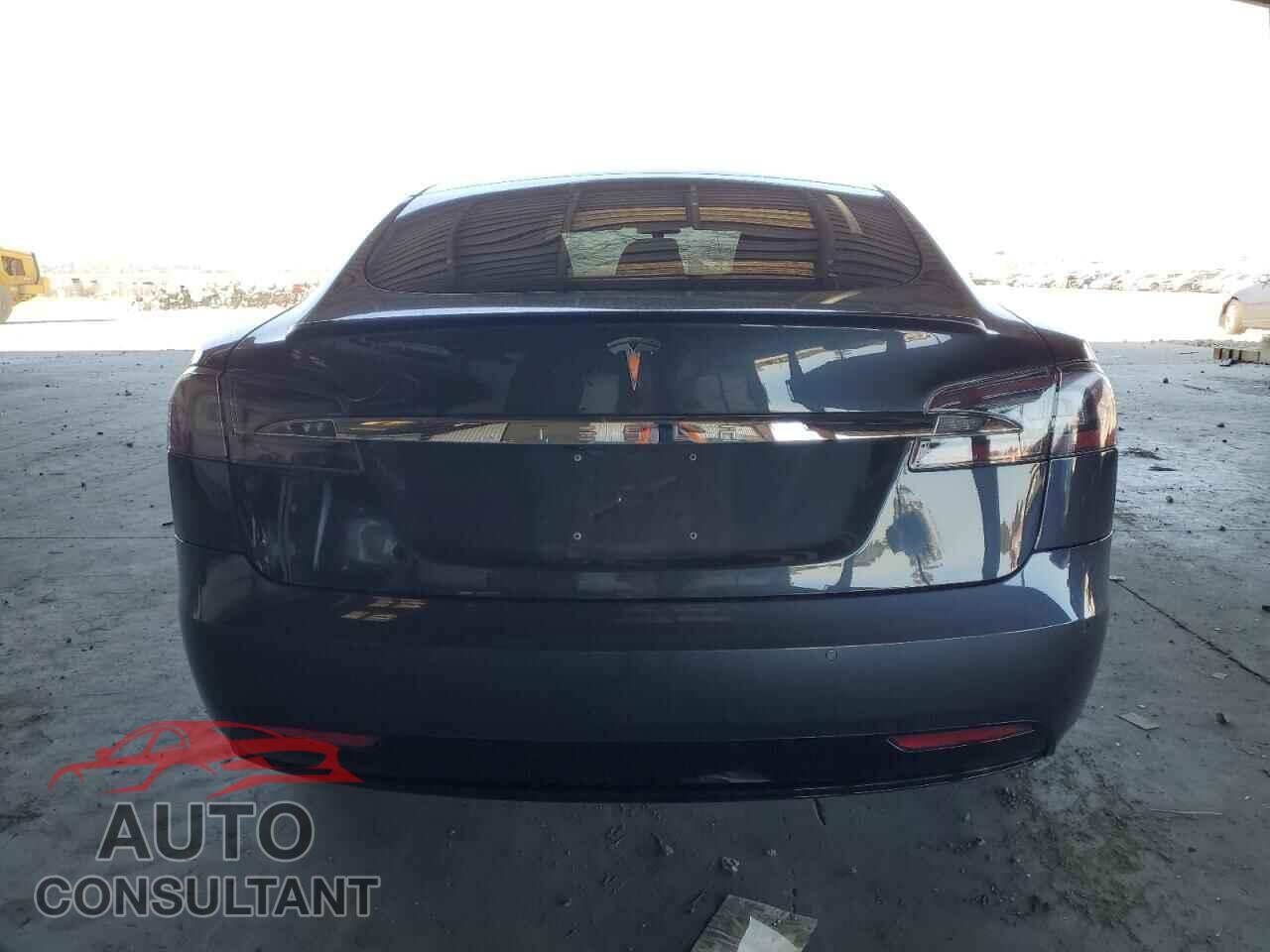 TESLA MODEL S 2017 - 5YJSA1E40HF231887