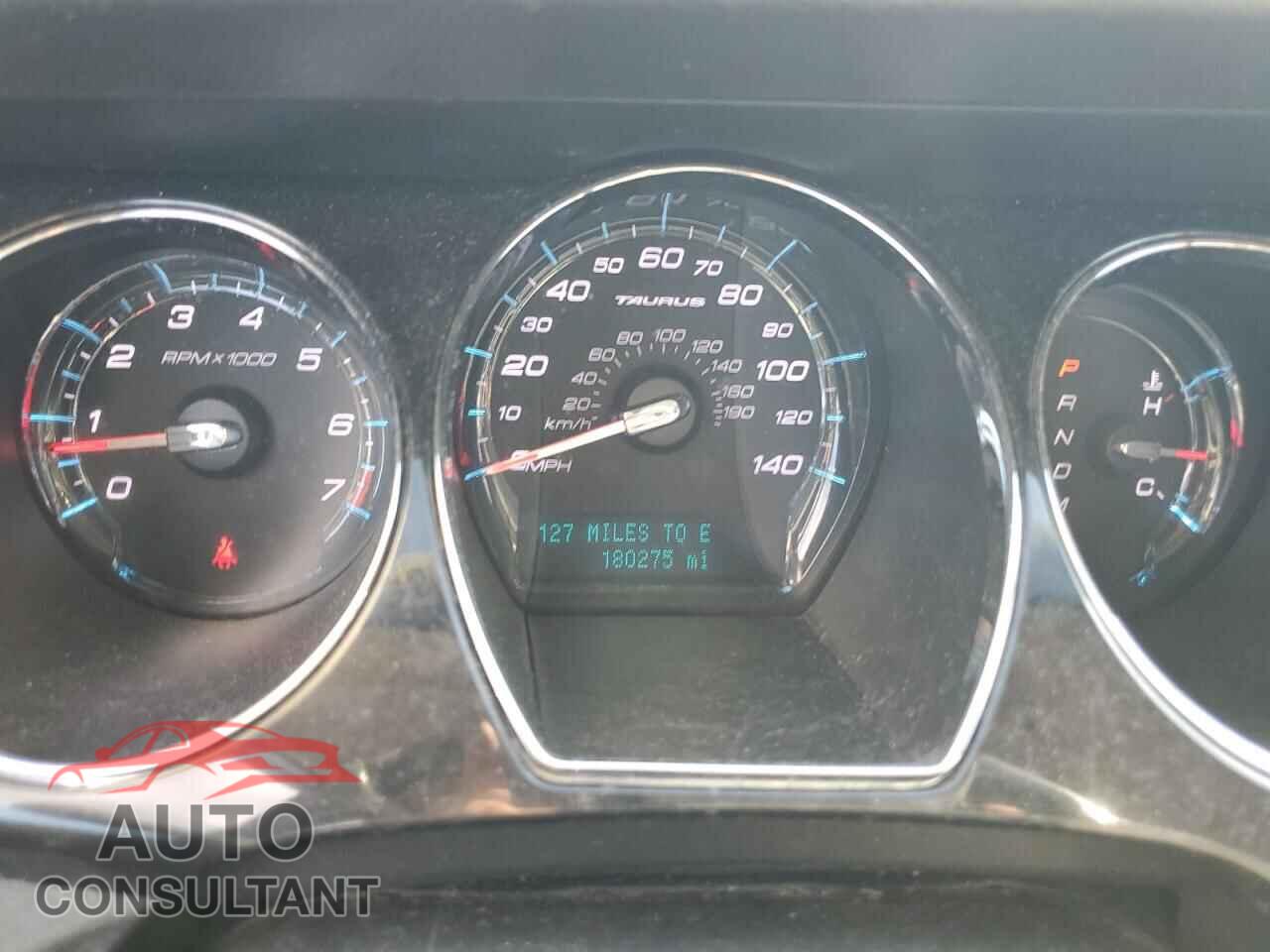 FORD TAURUS 2011 - 1FAHP2FW6BG105681