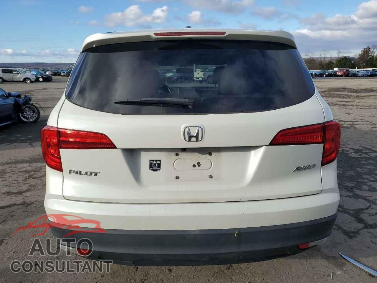 HONDA PILOT 2017 - 5FNYF6H59HB002704