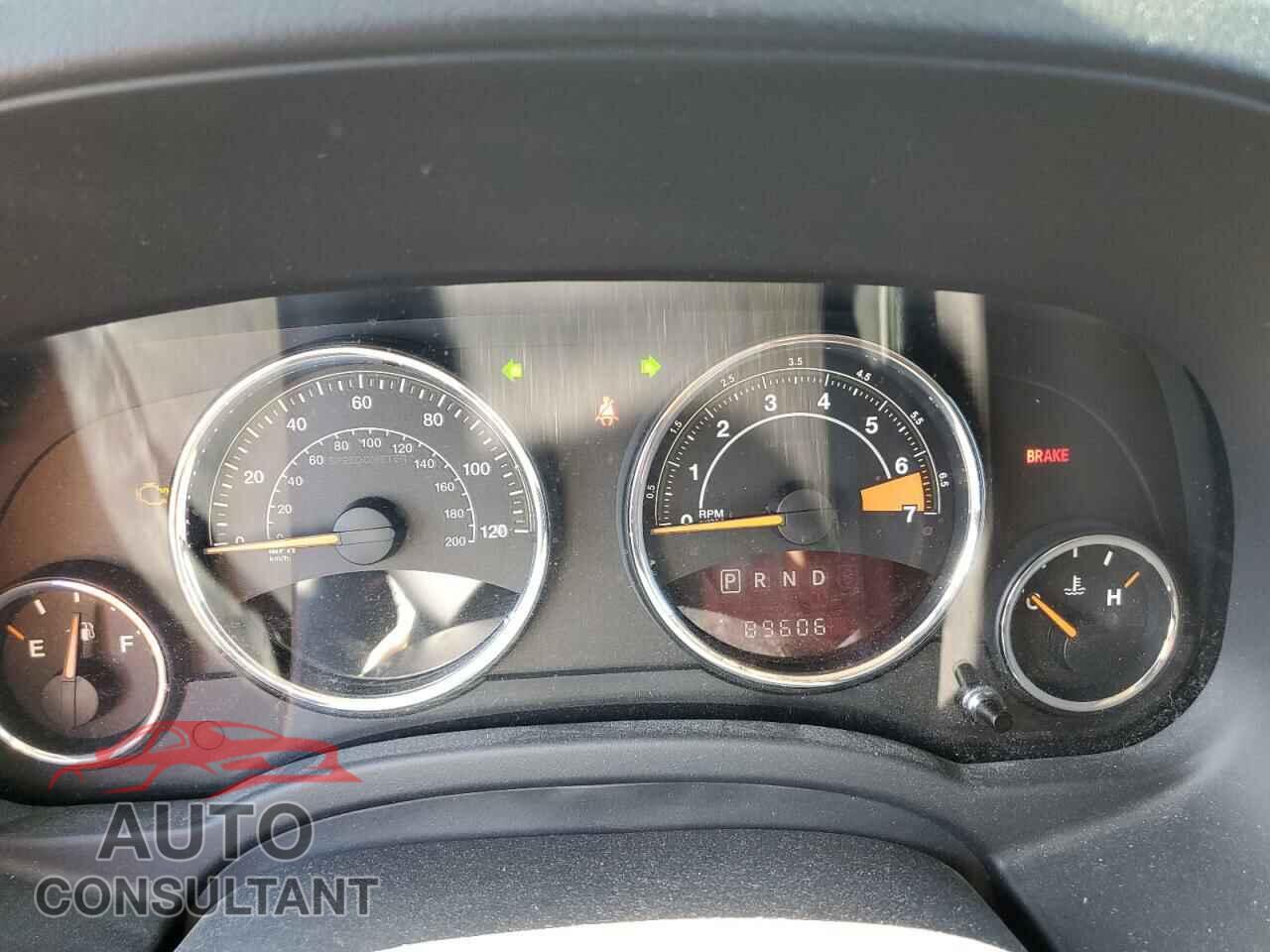 JEEP COMPASS 2015 - 1C4NJCEA2FD368252