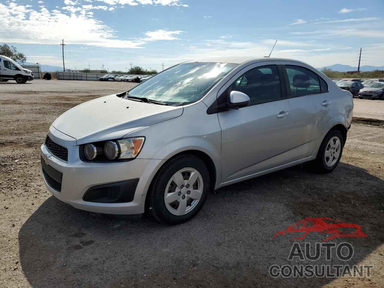 CHEVROLET SONIC 2015 - 1G1JA5SH2F4130793
