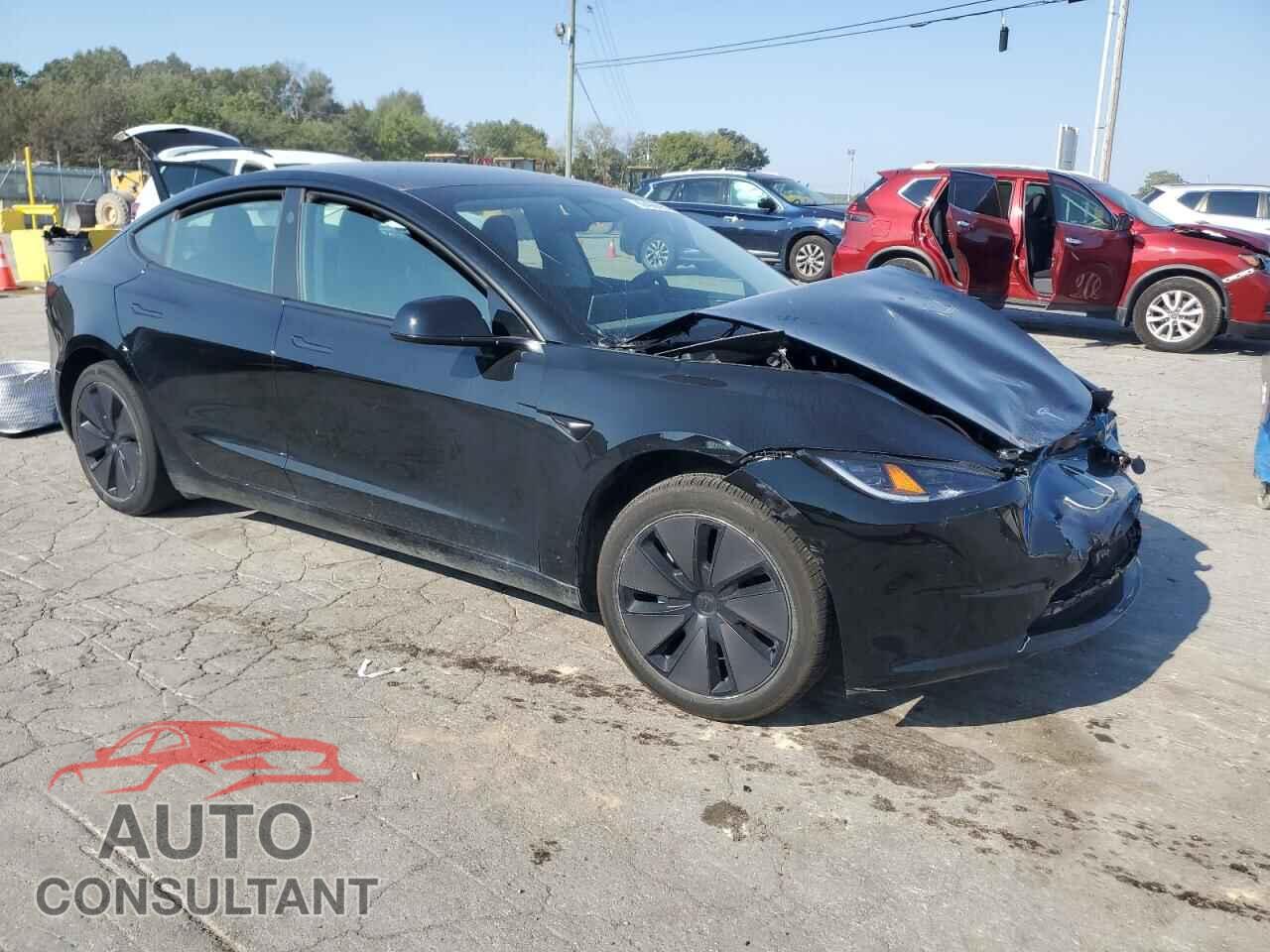 TESLA MODEL 3 2024 - 5YJ3E1EA4RF736251