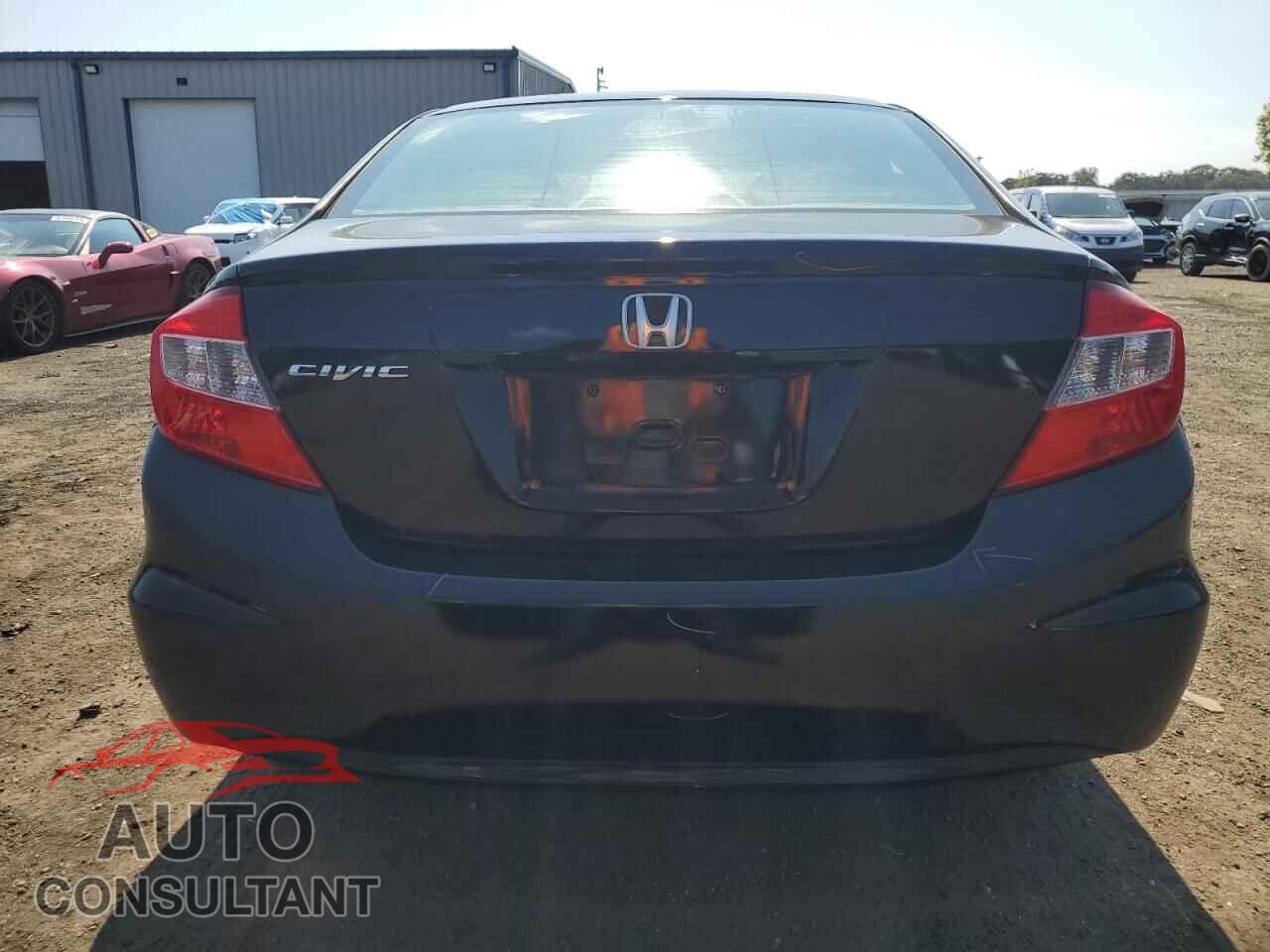 HONDA CIVIC 2012 - 2HGFB2F53CH599156