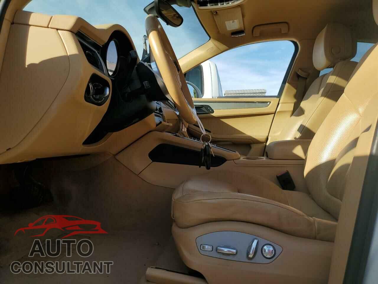 PORSCHE MACAN 2016 - WP1AB2A58GLB41829