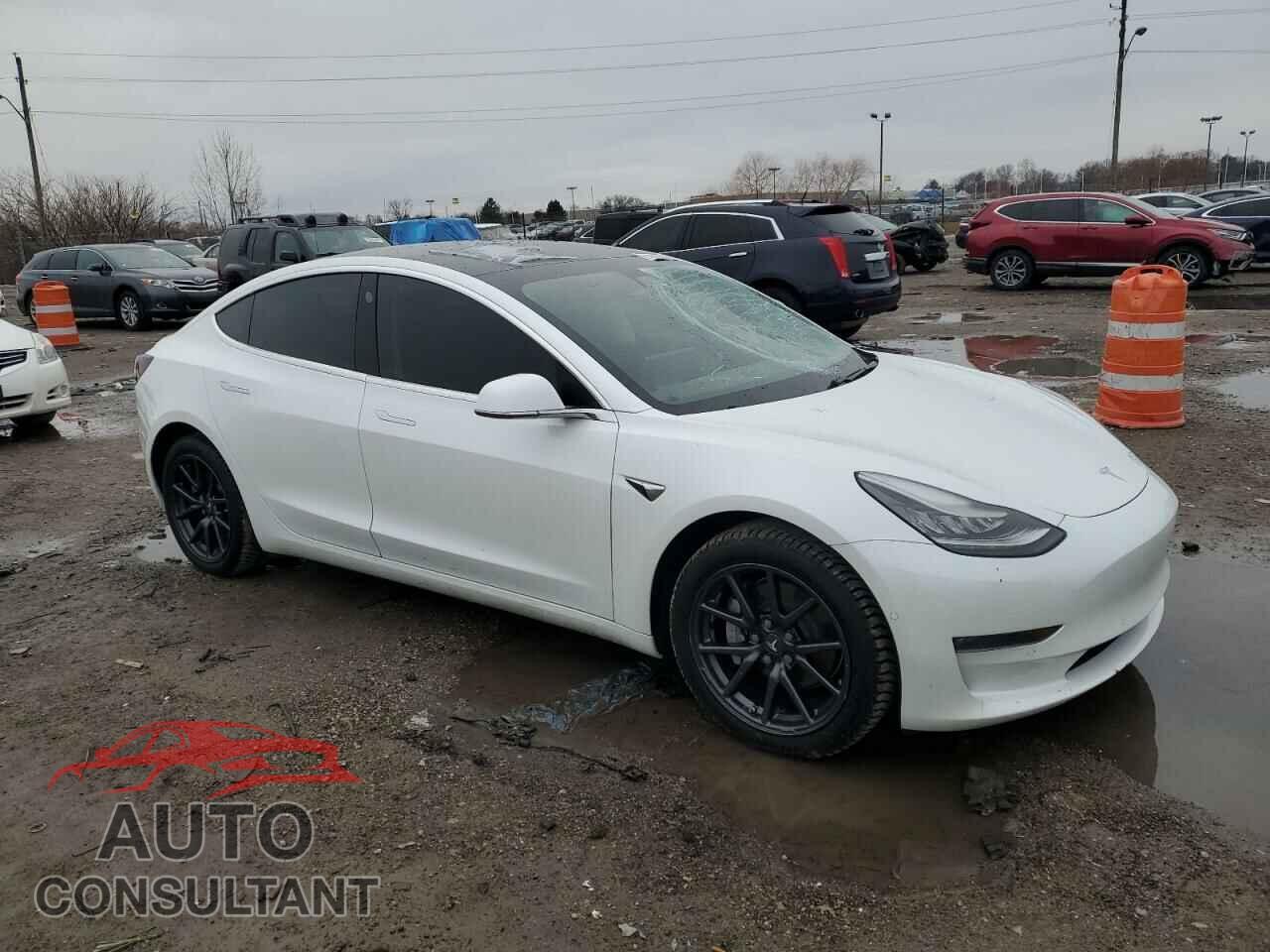 TESLA MODEL 3 2019 - 5YJ3E1EB9KF469834