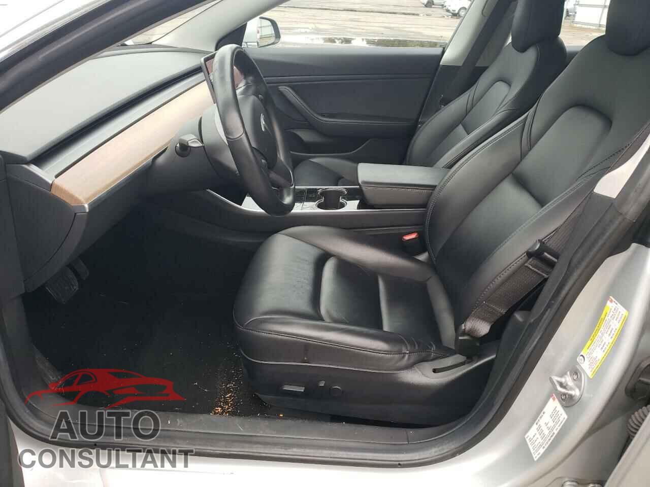 TESLA MODEL 3 2018 - 5YJ3E1EB4JF065306