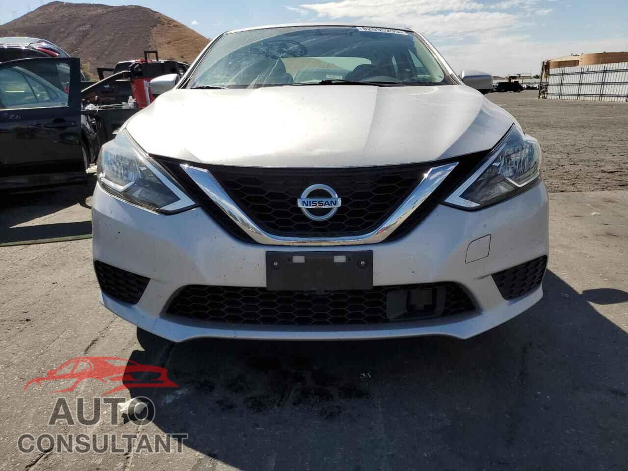 NISSAN SENTRA 2019 - 3N1AB7AP3KL604928