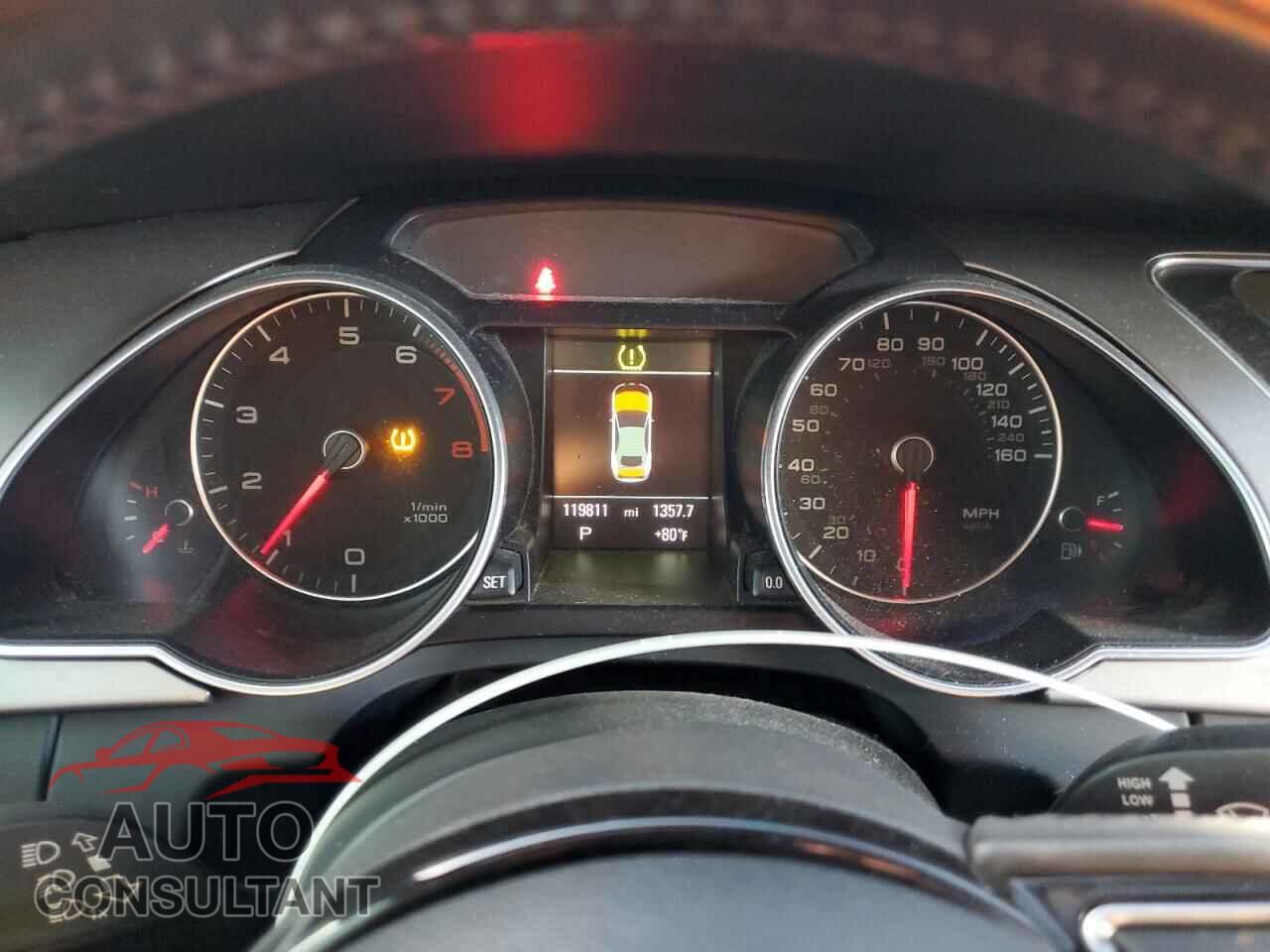AUDI A5 2013 - WAUJFAFH9DN002809