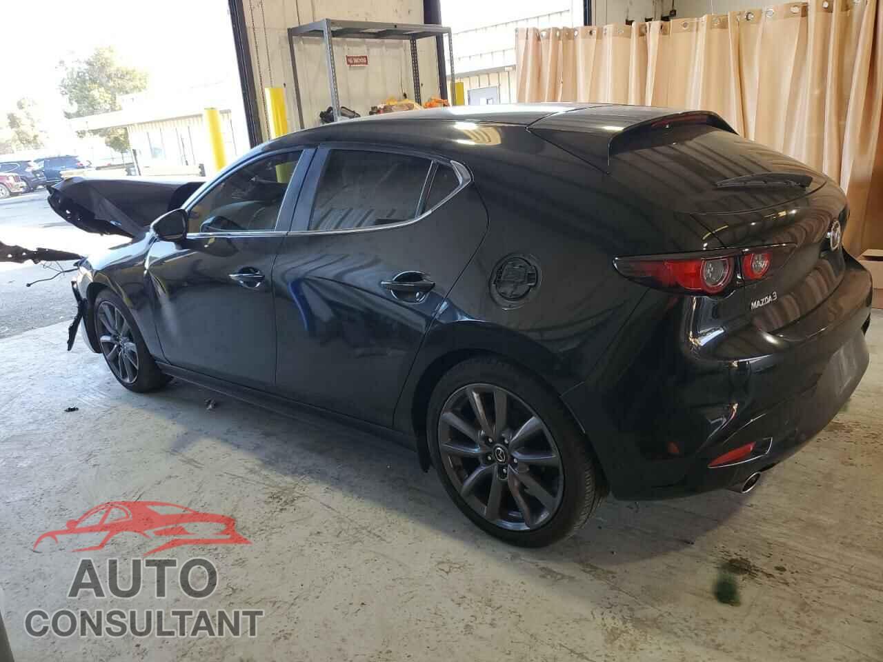 MAZDA 3 2021 - JM1BPAKL1M1320929