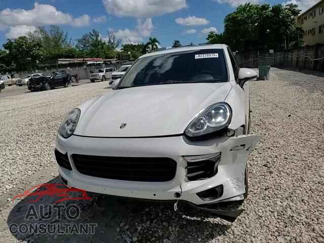 PORSCHE CAYENNE 2016 - WP1AA2A25GLA11466