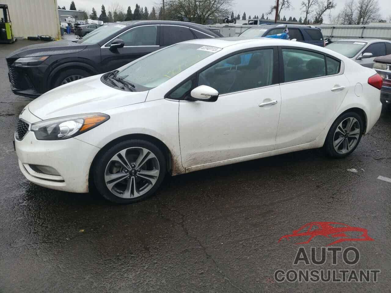 KIA FORTE 2016 - KNAFZ4A80G5617503