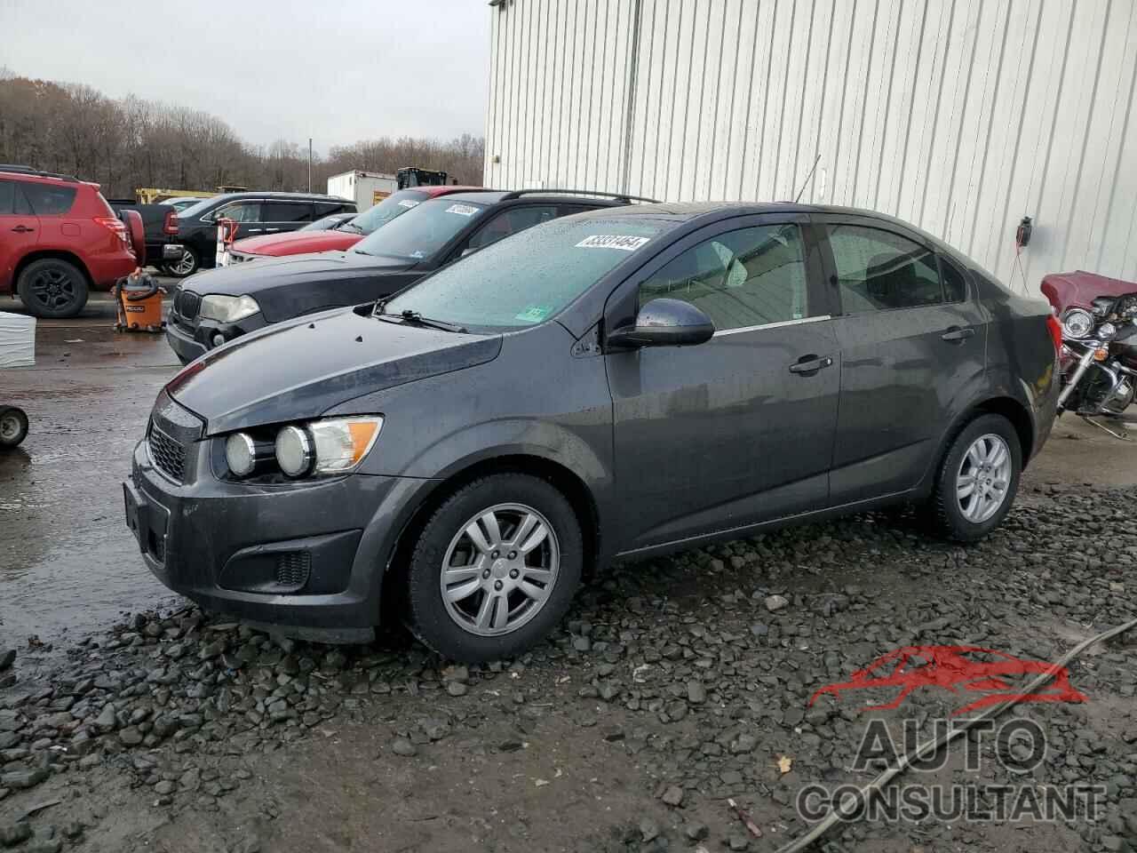 CHEVROLET SONIC 2015 - 1G1JC5SH1F4181146