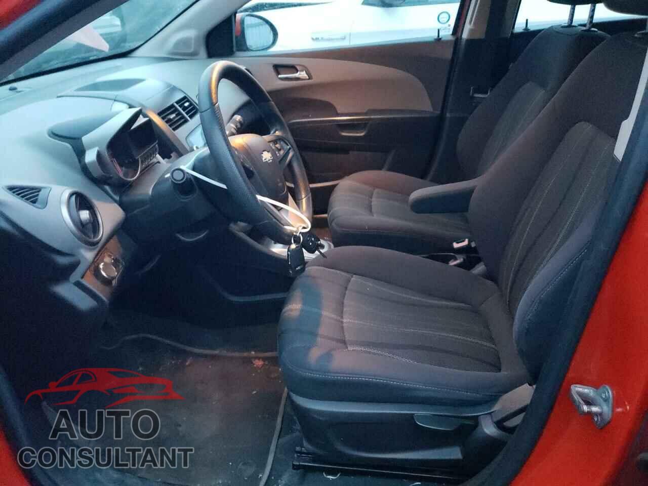 CHEVROLET SONIC 2012 - 1G1JC6EH7C4208945