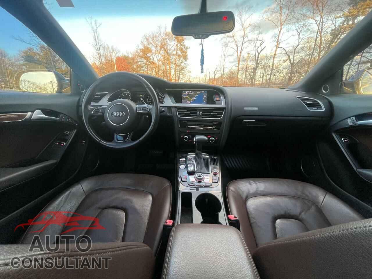 AUDI A5 2014 - WAULFAFR8EA052787