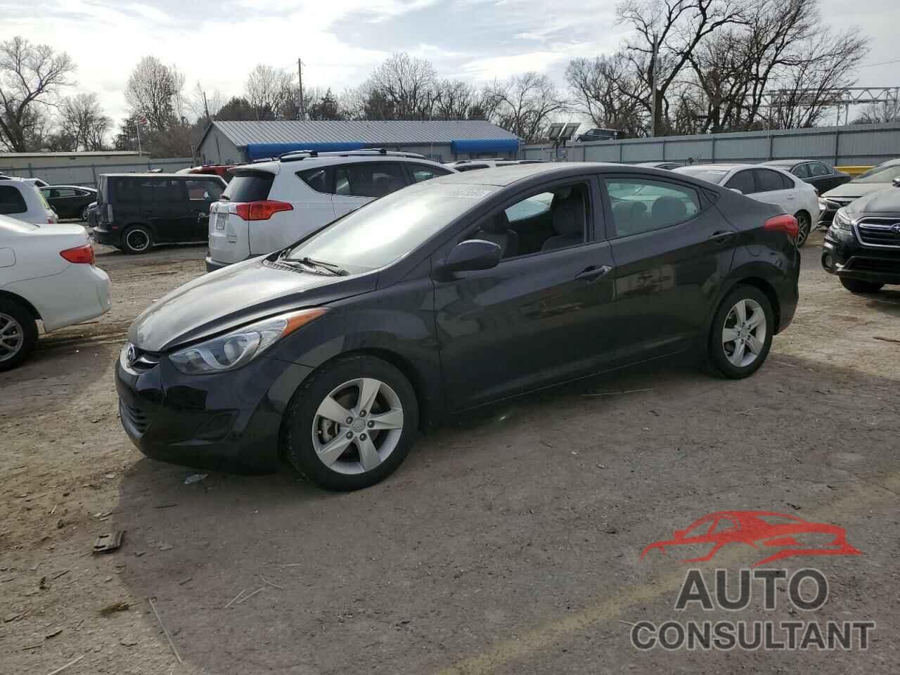 HYUNDAI ELANTRA 2013 - 5NPDH4AE8DH438334