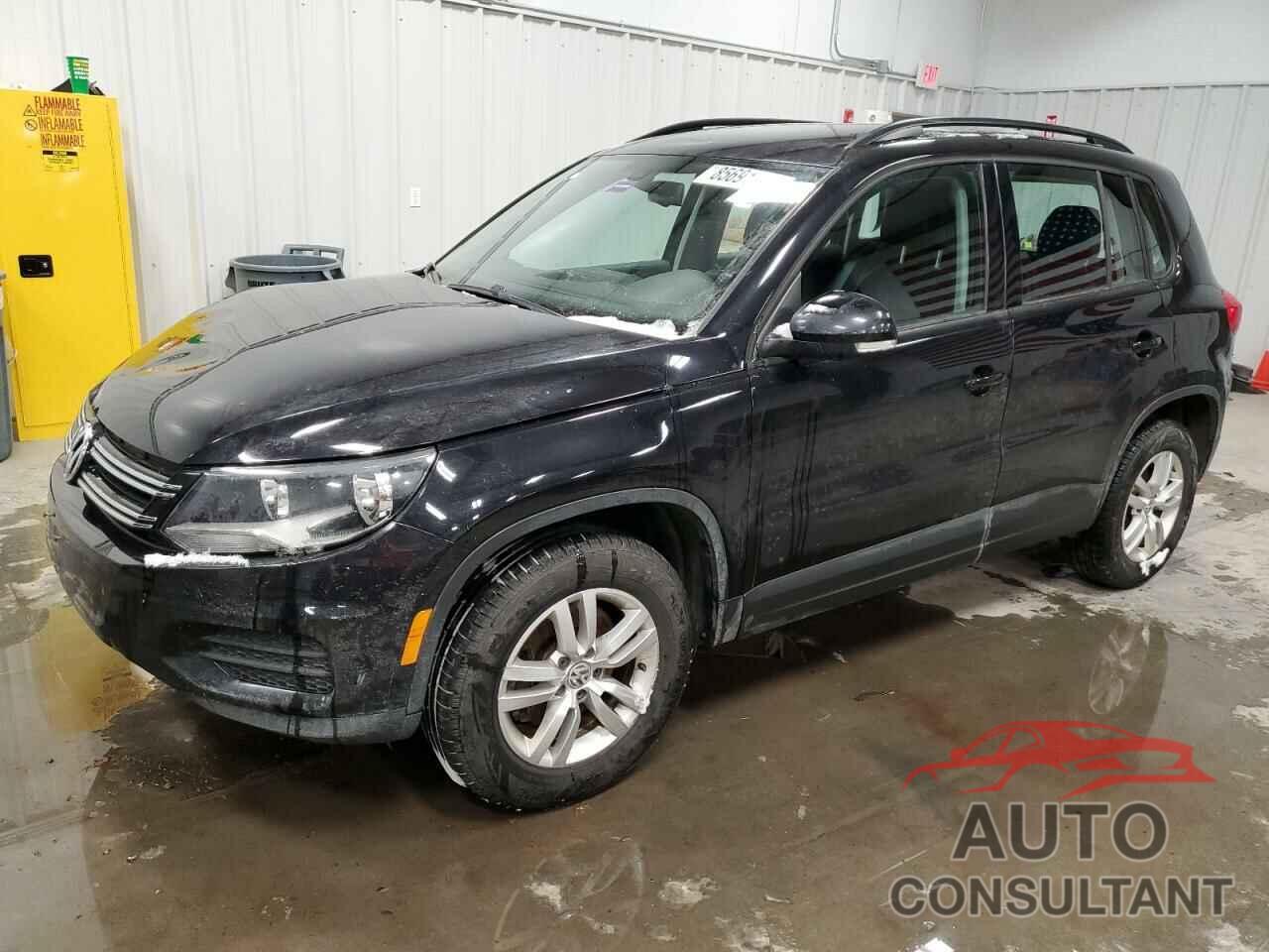 VOLKSWAGEN TIGUAN 2016 - WVGBV7AX3GW580720