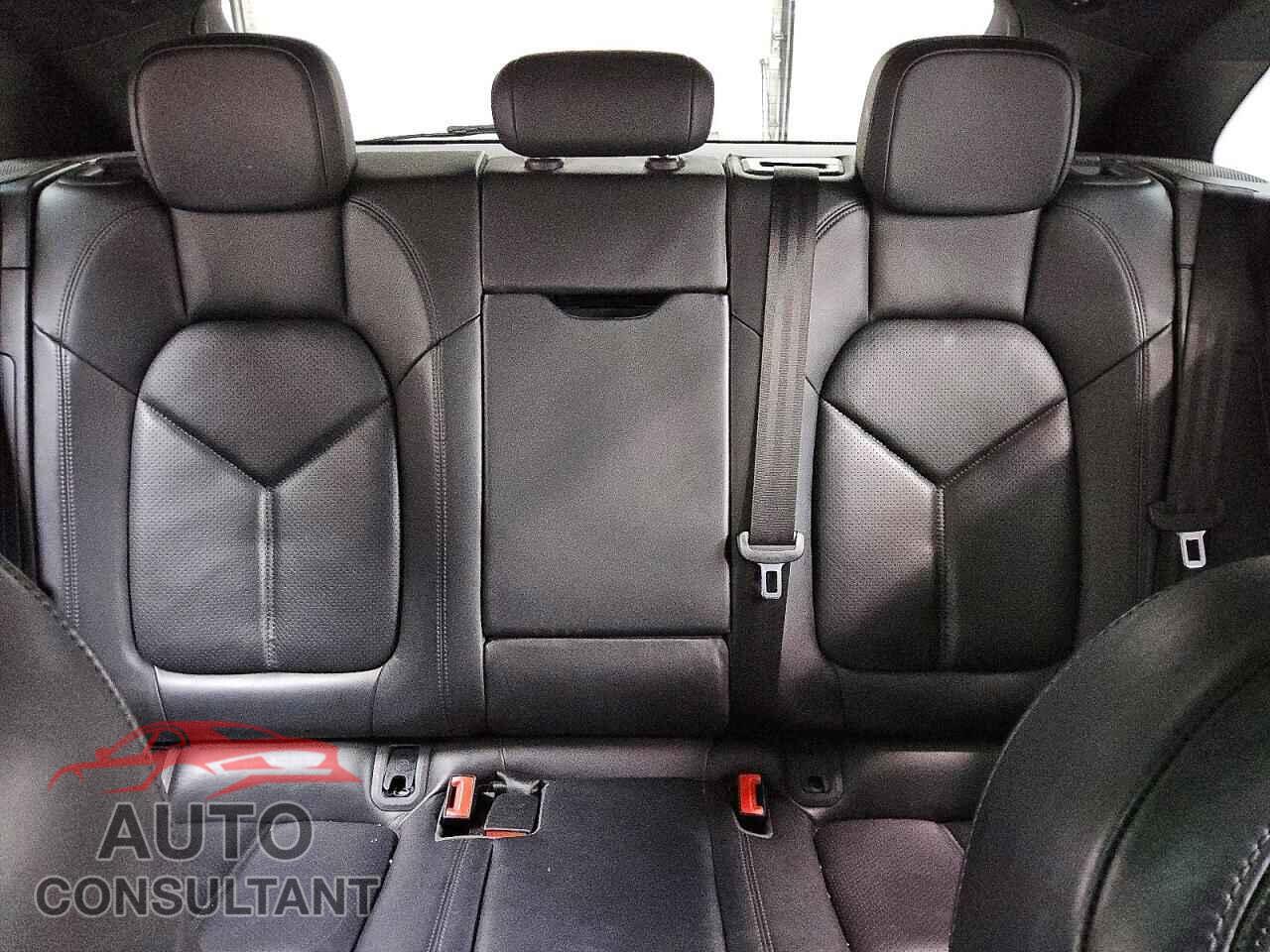 PORSCHE MACAN 2018 - WP1AB2A56JLB36619