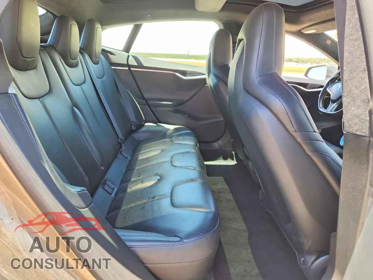 TESLA MODEL S 2015 - 5YJSA1S28FF091930