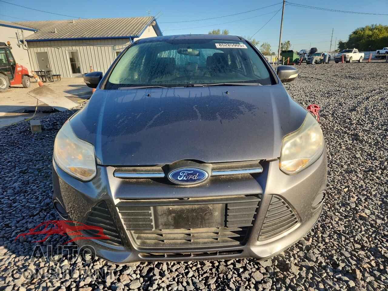 FORD FOCUS 2014 - 1FADP3F23EL239173