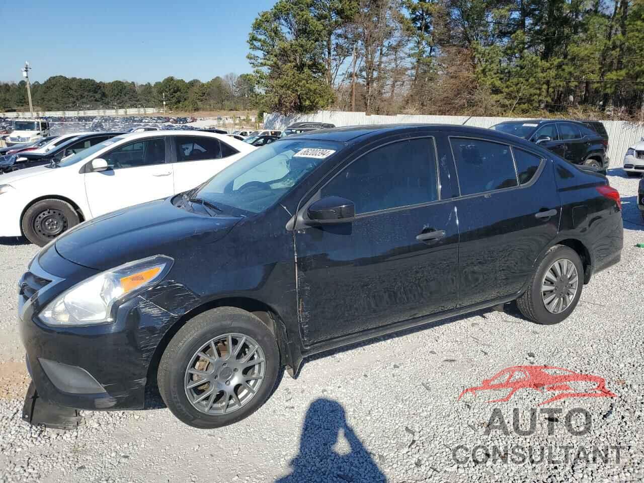 NISSAN VERSA 2018 - 3N1CN7AP2JL812670