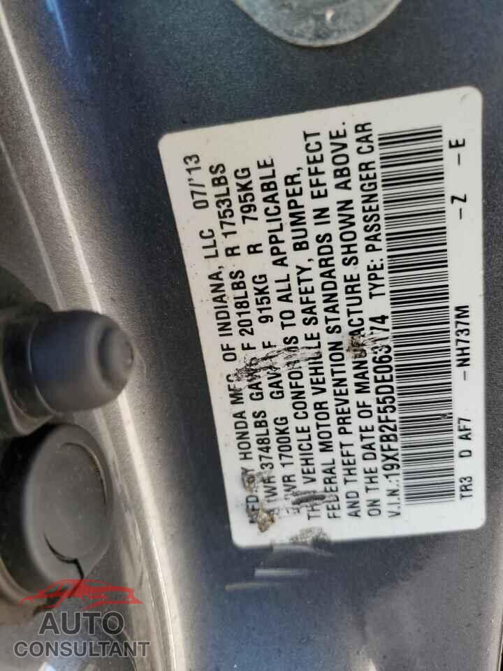 HONDA CIVIC 2013 - 19XFB2F55DE063174