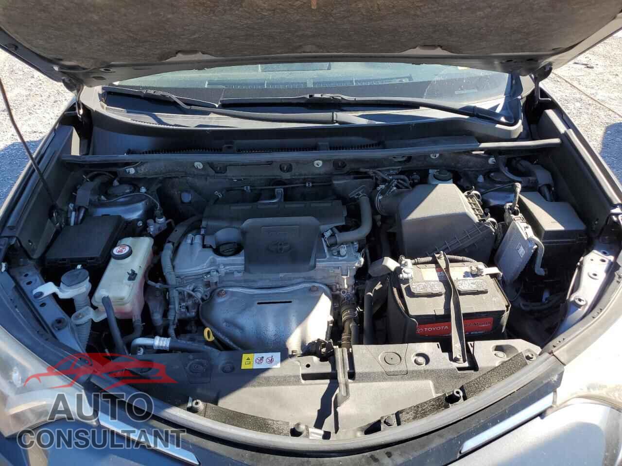 TOYOTA RAV4 2017 - JTMRFREV0HD199411