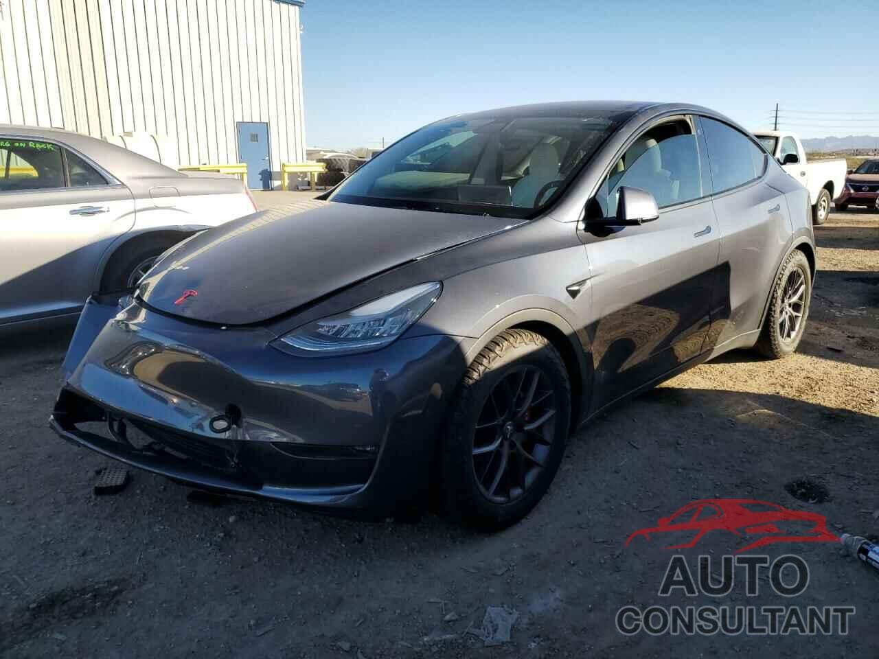 TESLA MODEL Y 2021 - 5YJYGDEF1MF094044