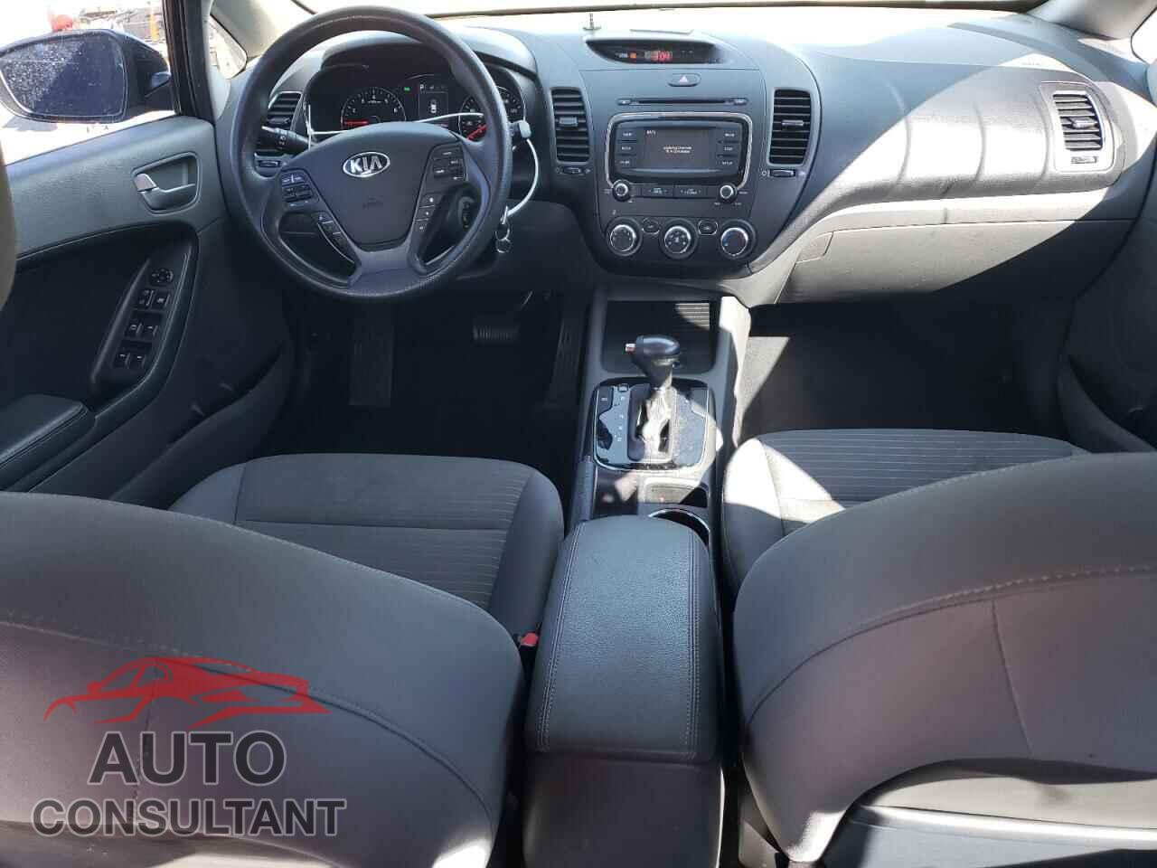 KIA FORTE 2017 - 3KPFL4A70HE113485