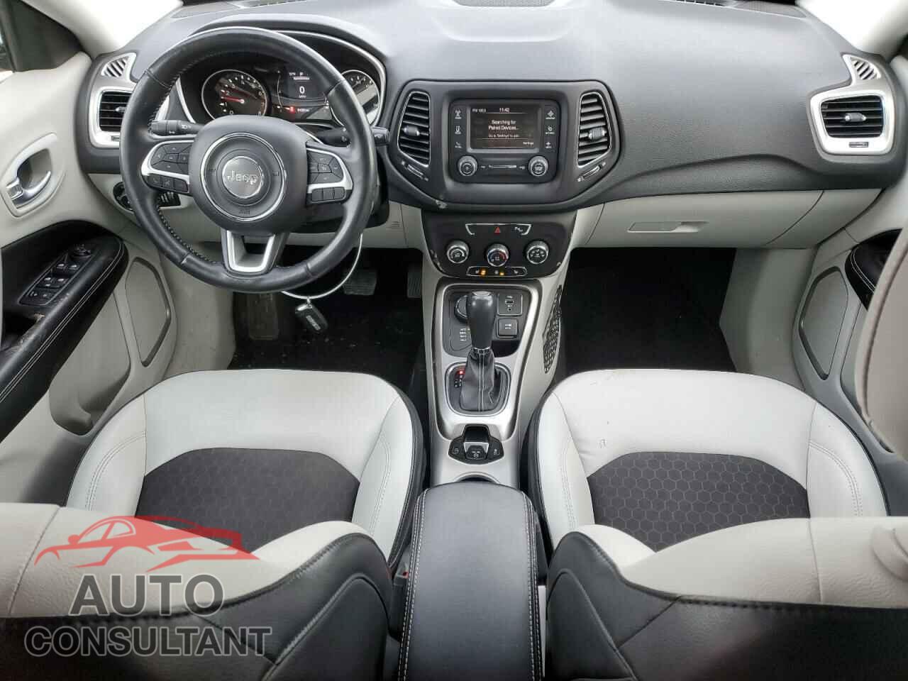 JEEP COMPASS 2018 - 3C4NJDBB9JT280451