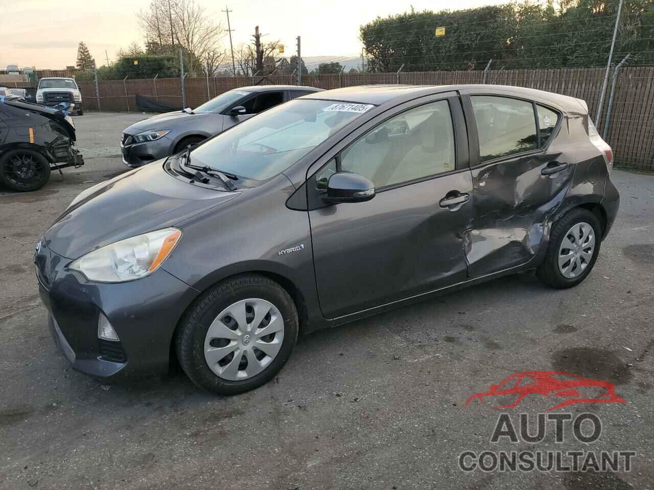 TOYOTA PRIUS 2013 - JTDKDTB37D1555064