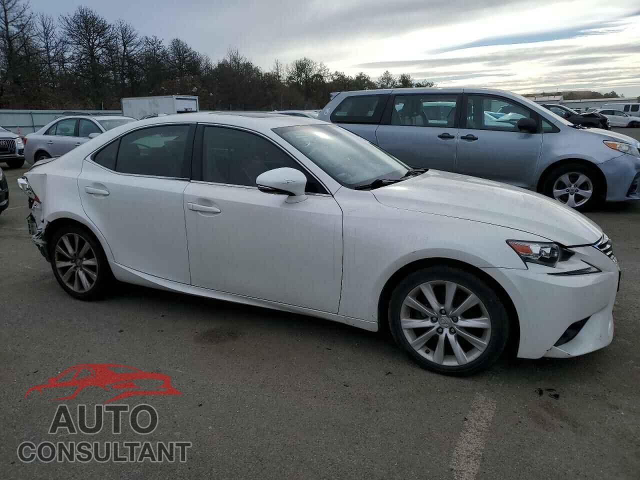 LEXUS IS 2014 - JTHCF1D25E5015003