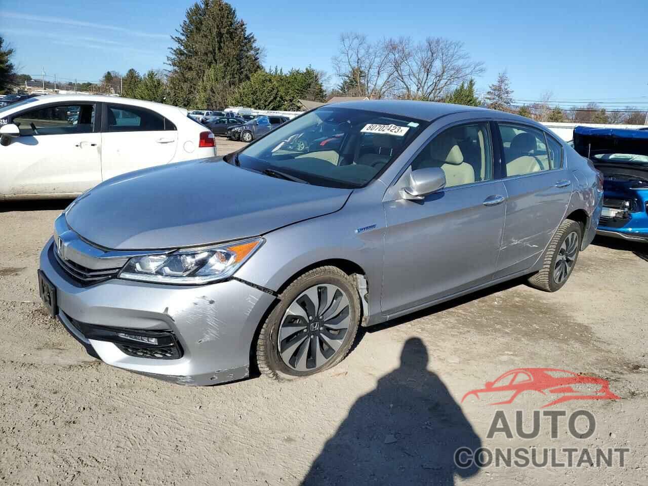 HONDA ACCORD 2017 - JHMCR6F36HC008345
