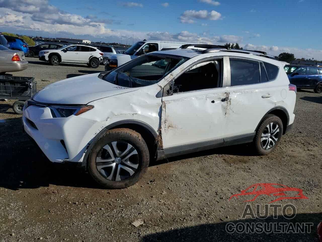 TOYOTA RAV4 2017 - JTMBFREV4HJ716874