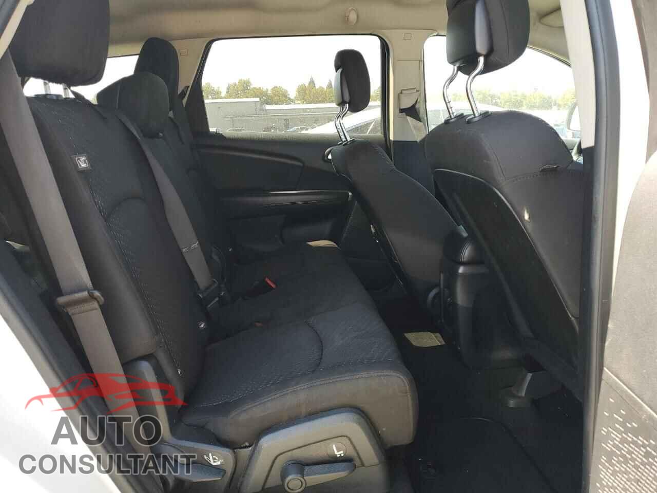 DODGE JOURNEY 2017 - 3C4PDCBG8HT591384