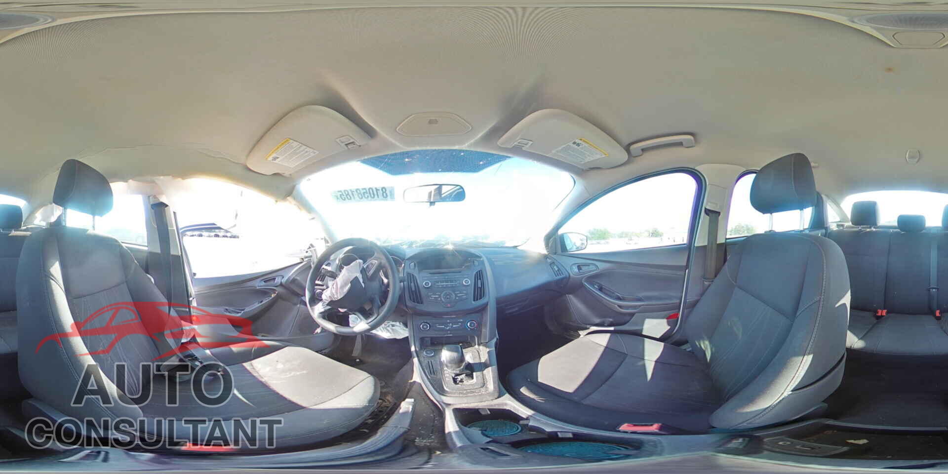 FORD FOCUS 2017 - 1FADP3E28HL336441