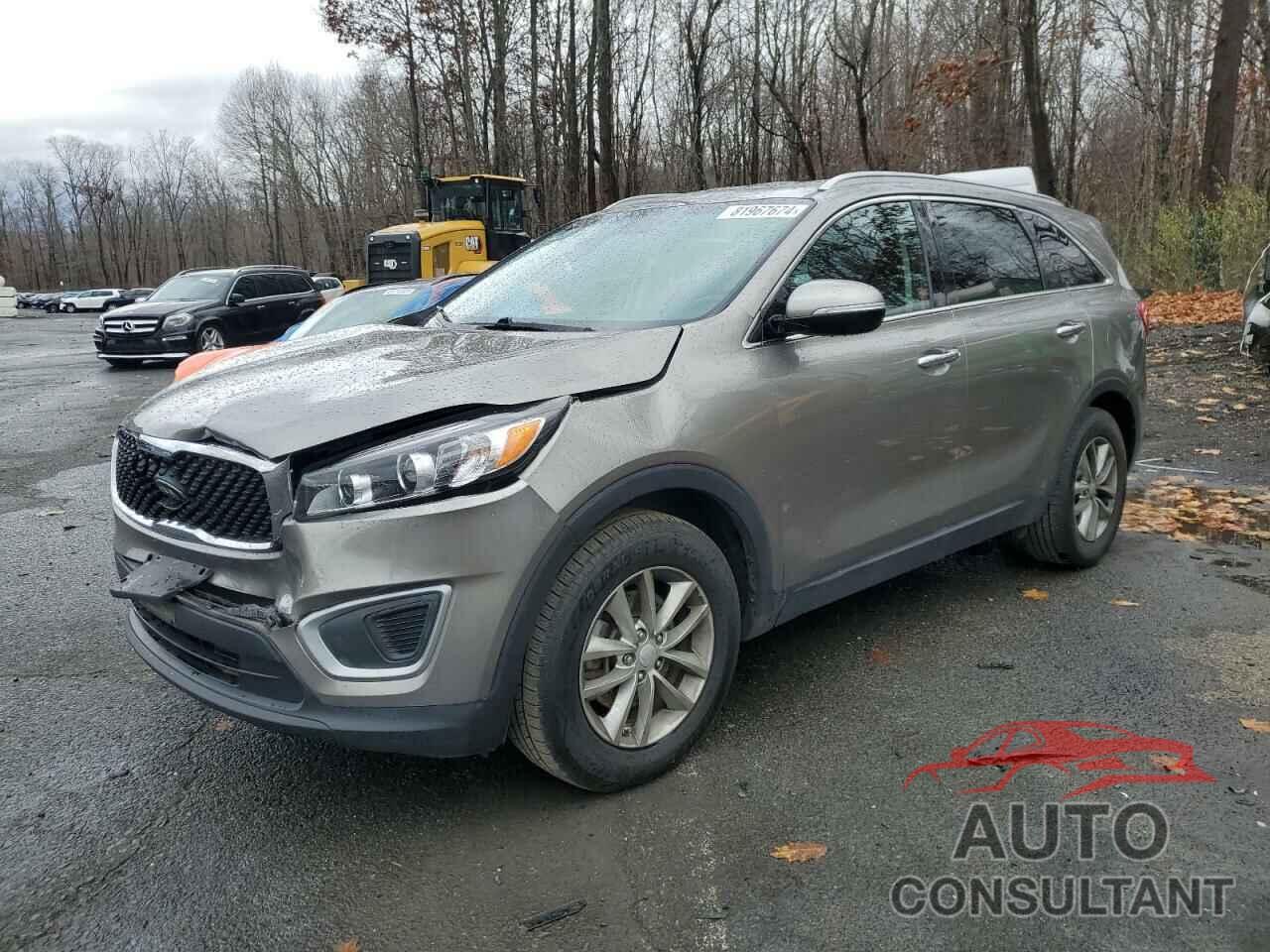 KIA SORENTO 2017 - 5XYPG4A30HG211943