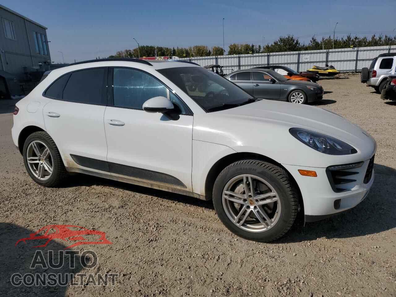 PORSCHE MACAN 2015 - WP1AB2A55FLB51572