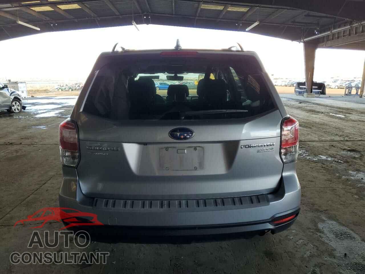 SUBARU FORESTER 2017 - JF2SJAEC8HH553296