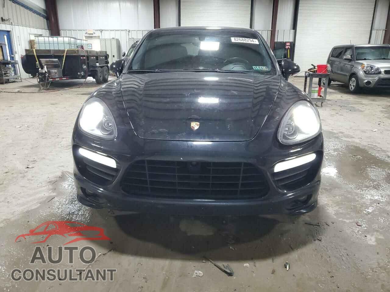 PORSCHE CAYENNE 2012 - WP1AC2A21CLA84144
