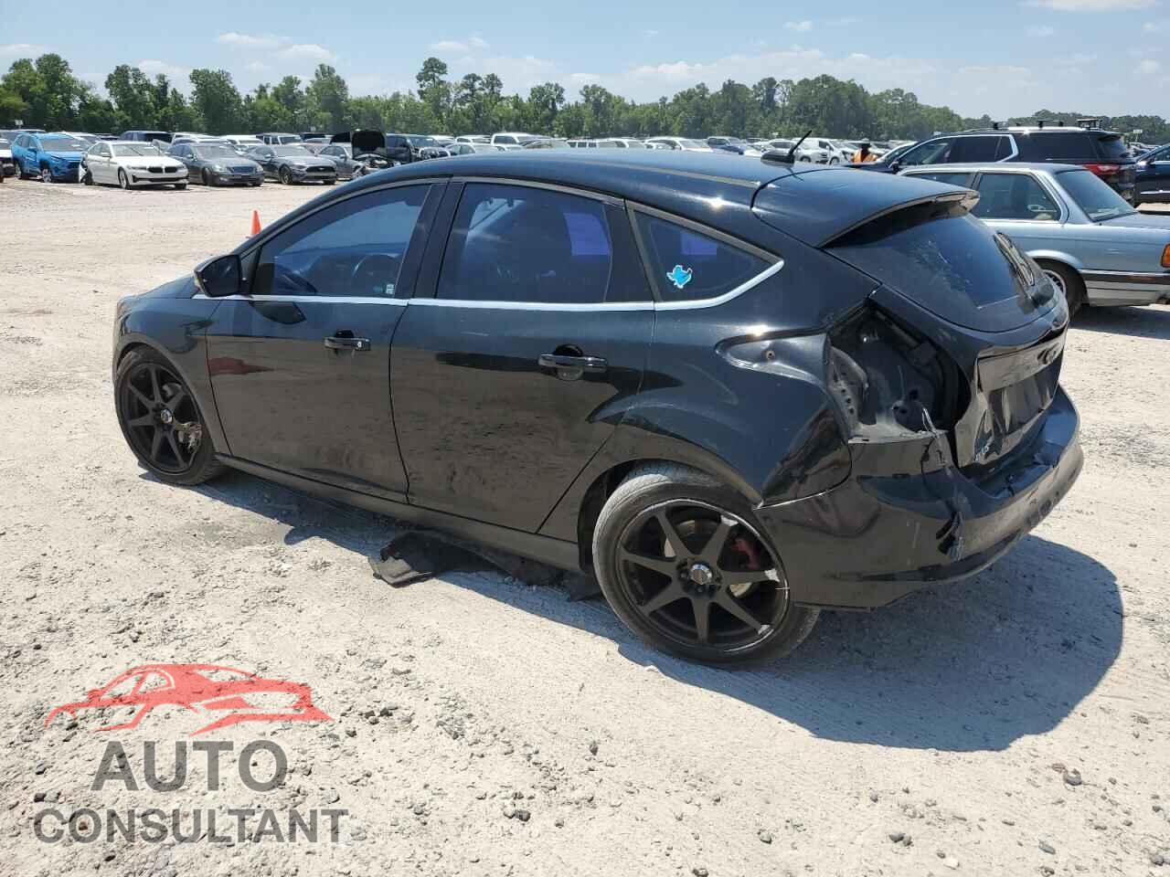 FORD FOCUS 2012 - 1FAHP3M26CL243316