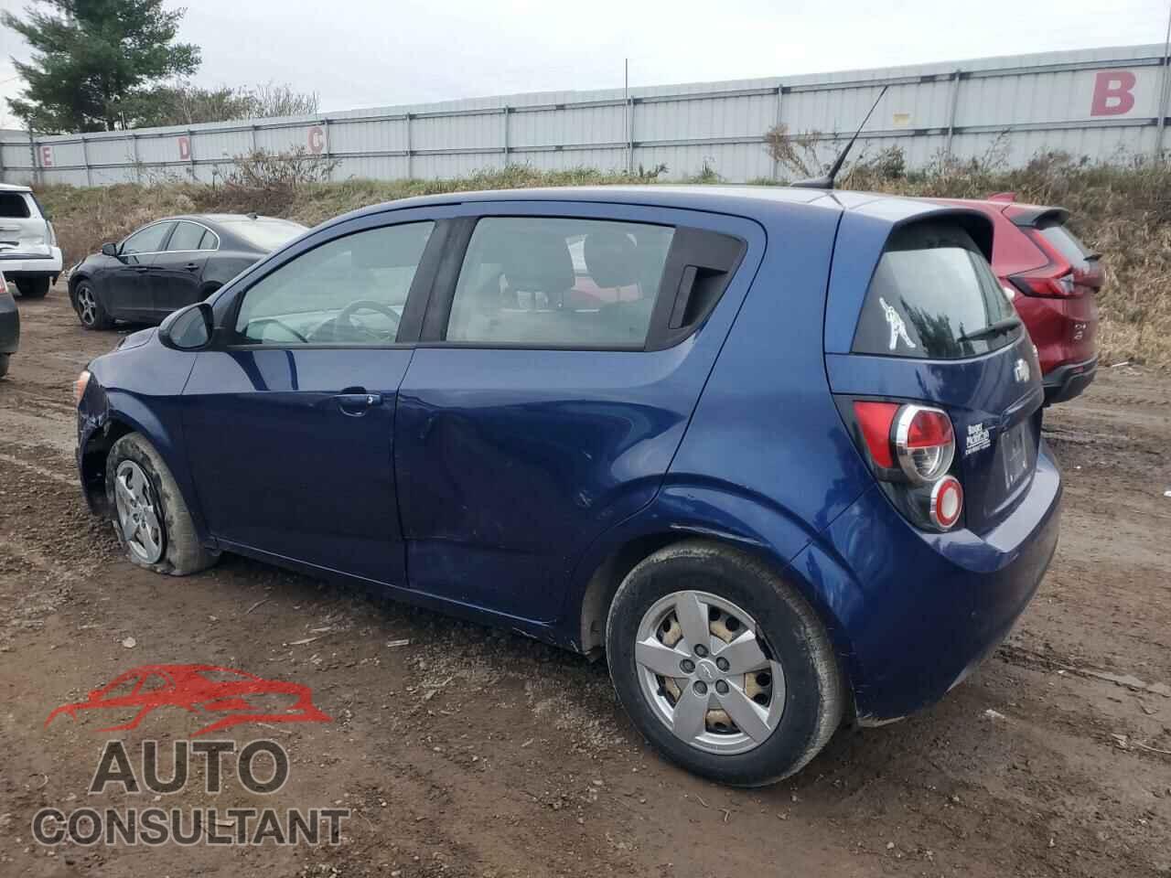 CHEVROLET SONIC 2013 - 1G1JA6SH9D4123326