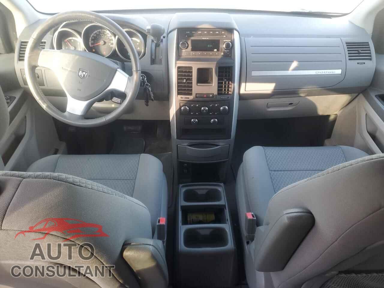 DODGE CARAVAN 2010 - 2D4RN4DE4AR453702