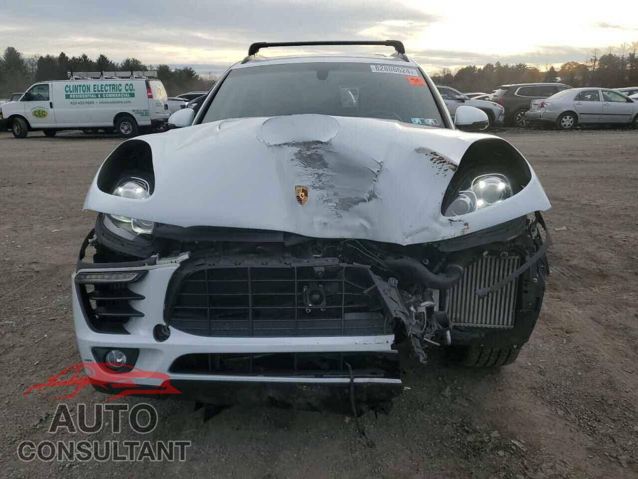 PORSCHE MACAN 2016 - WP1AB2A58GLB41572