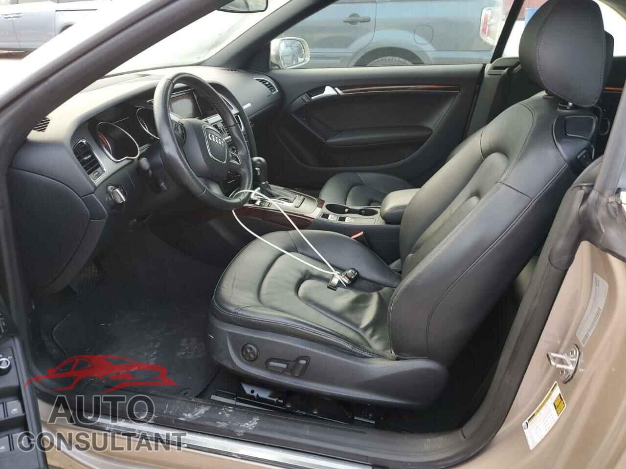 AUDI A5 2011 - WAUCFAFH6BN017712