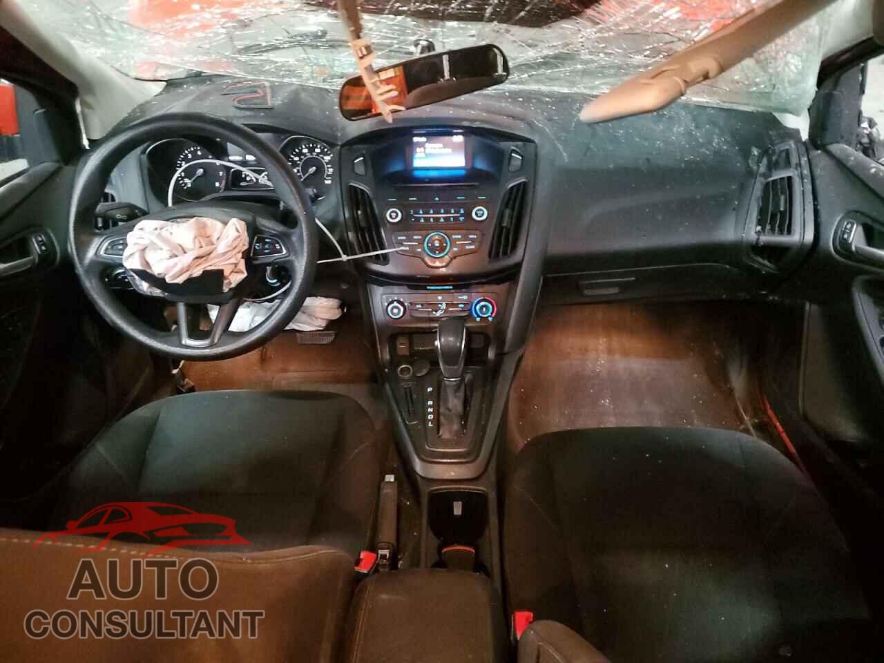FORD FOCUS 2017 - 1FADP3K21HL217540