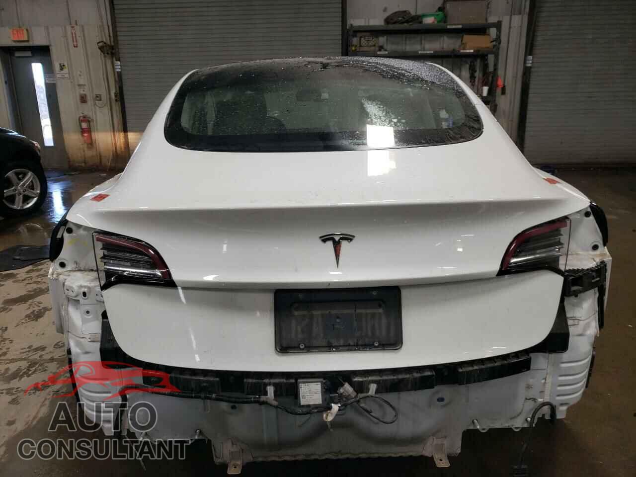 TESLA MODEL 3 2021 - 5YJ3E1EA1MF094547