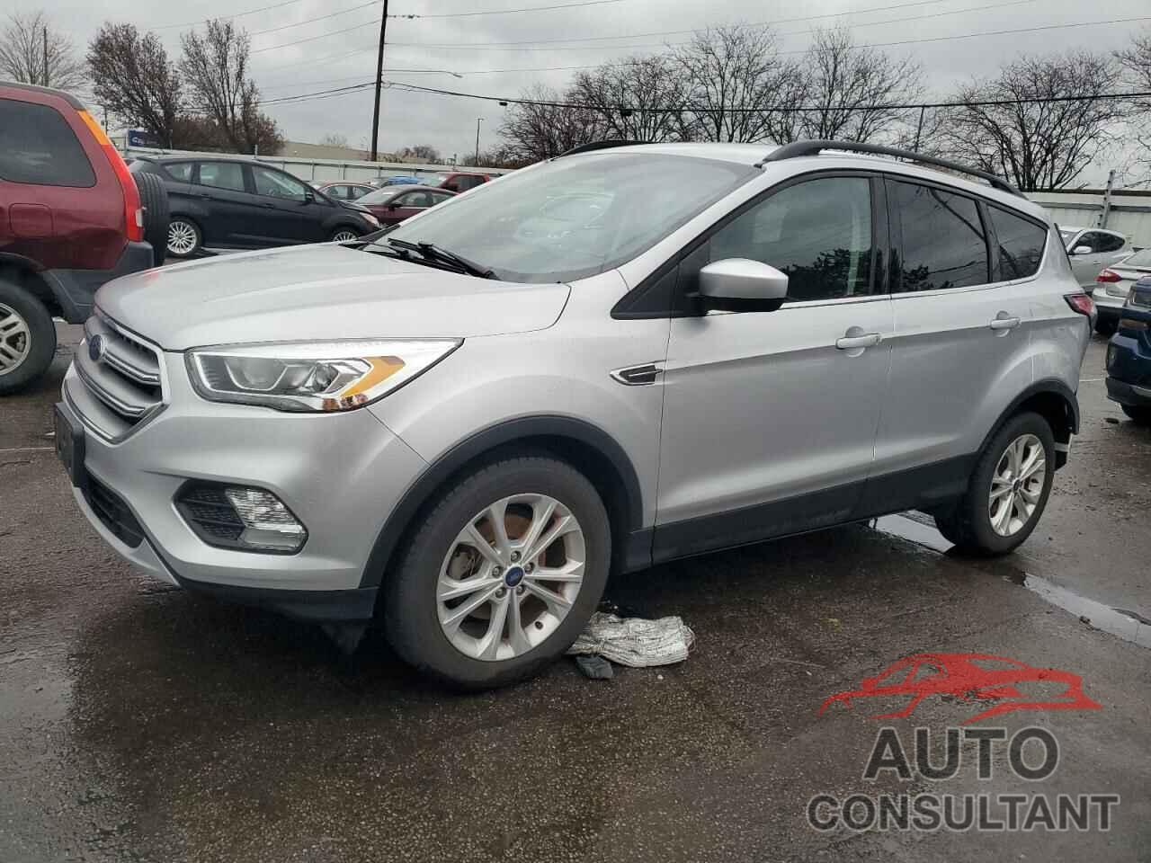 FORD ESCAPE 2017 - 1FMCU0GDXHUC37833